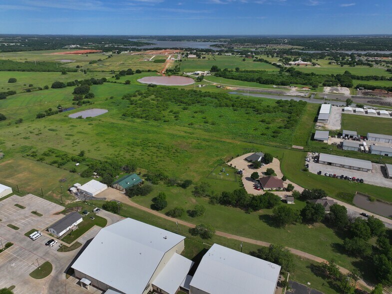 More Photos Of 1312 Weatherford Hwy, Granbury Land For Sale