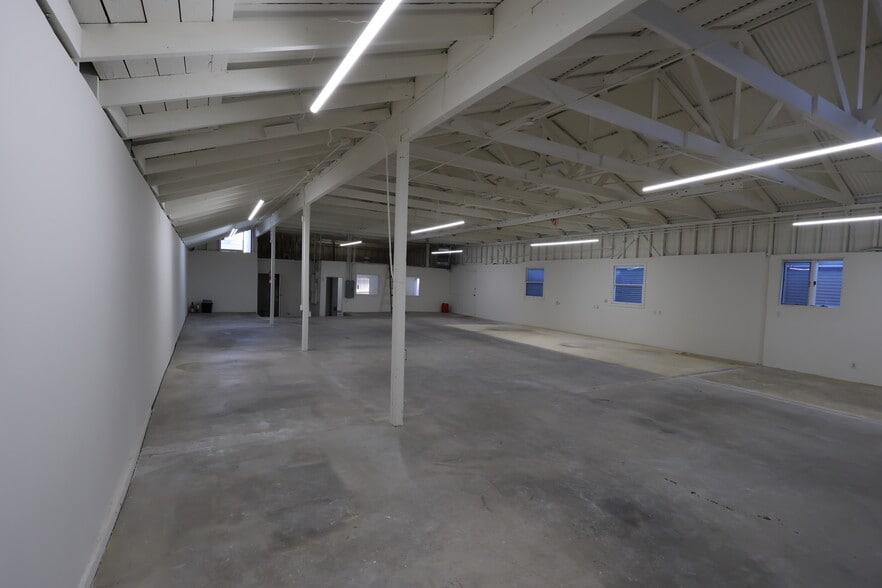 More Photos Of 138 Sierra St, El Segundo Manufacturing For Lease