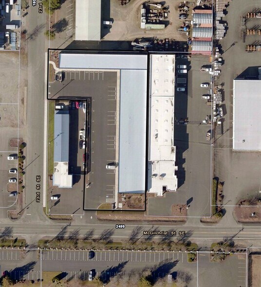 More Photos Of 2345 McGilchrist St SE, Salem Manufacturing For Lease