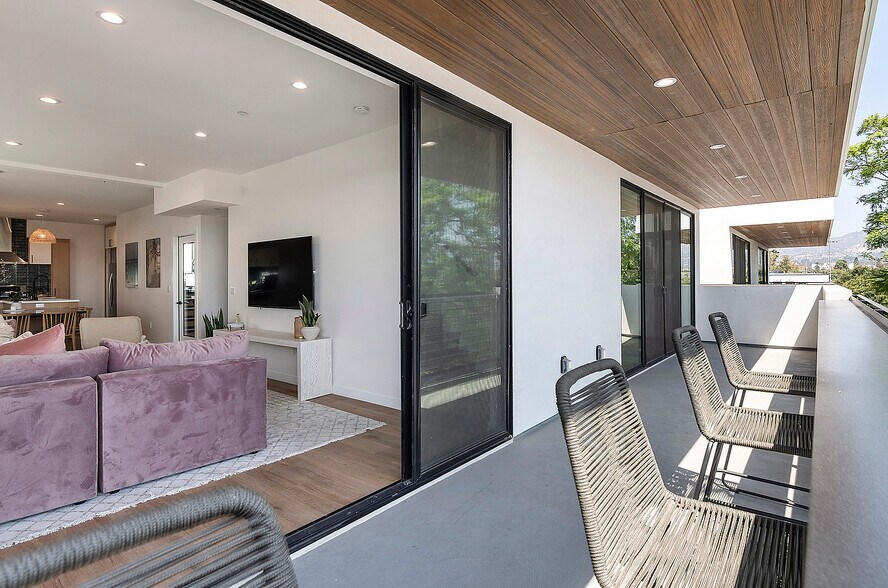 More Photos Of 811 N Harvard Blvd, Los Angeles Multifamily For Sale