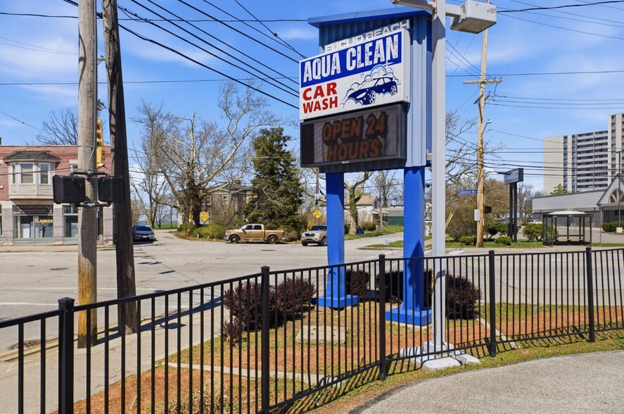 More Photos Of 15610 Lake Shore Blvd, Cleveland General Retail For Sale