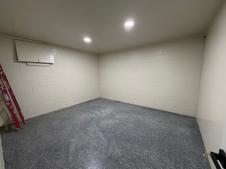 More Photos Of 19830 Lake Chabot Rd, Castro Valley Medical For Lease