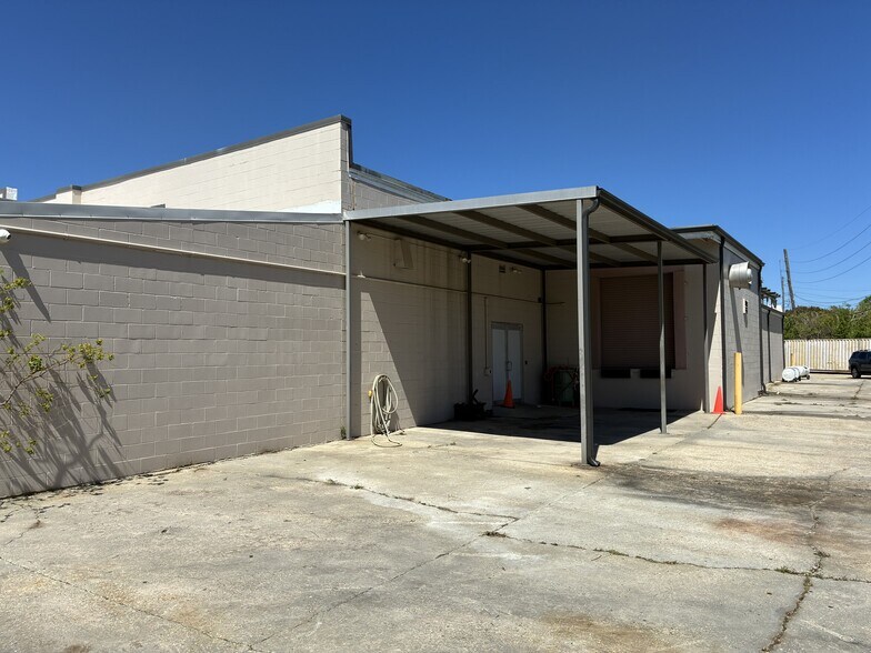 More Photos Of 1940 Ormond Blvd, Destrehan Specialty For Sale