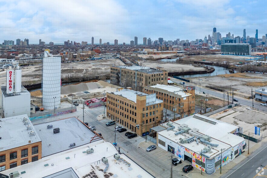 More Photos Of 1525 W Homer St, Chicago Loft Creative Space For Lease