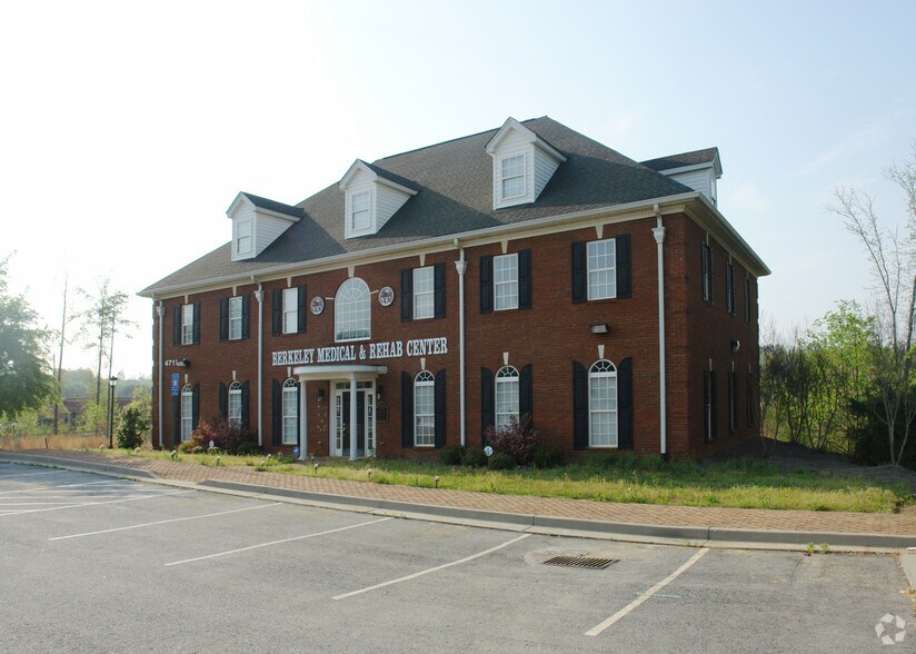 More Photos Of 4711 Peachtree Industrial Blvd, Berkeley Lake Office For Lease