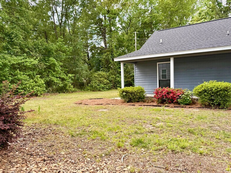 More Photos Of 421 Barony St, Moncks Corner Office For Sale