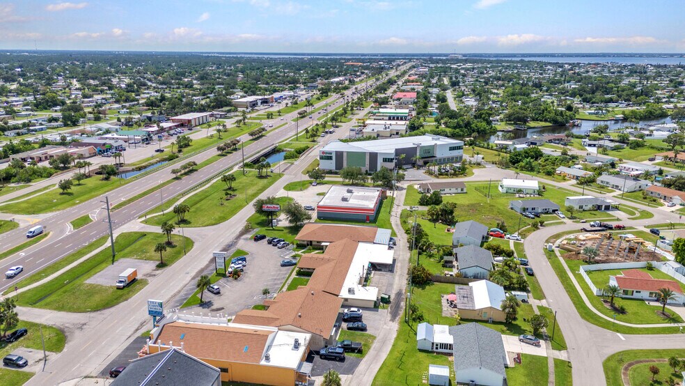 More Photos Of 3443 Tamiami Trl, Port Charlotte Medical For Lease