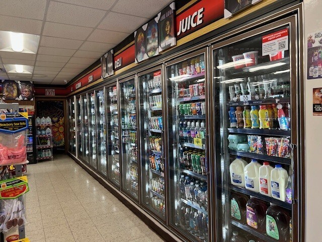 More Photos Of 656 Lincoln Ave SE, Saint Cloud Convenience Store For Sale