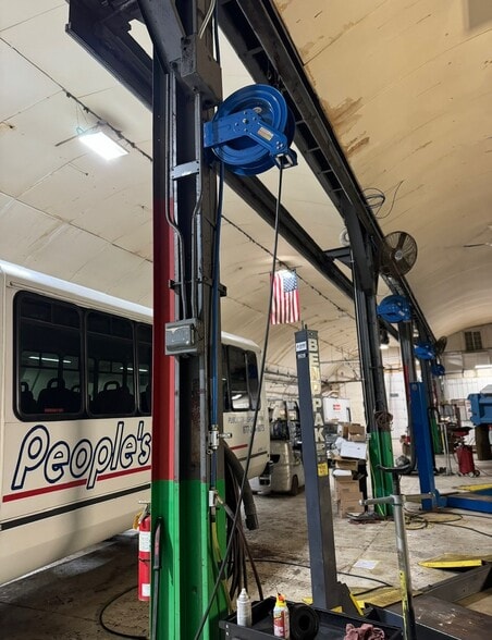 More Photos Of 201 S Mill St, South Lyon Manufacturing For Sale