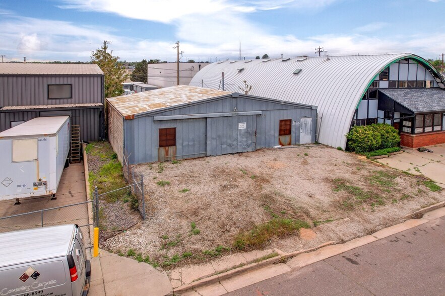 Primary Photo Of 2630 W Barberry Pl, Denver Warehouse For Sale