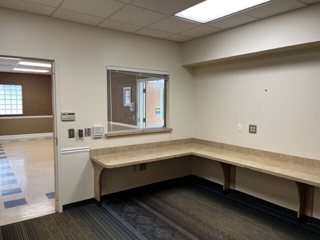 More Photos Of 745 Pine St, Macon-Bibb Office For Sale