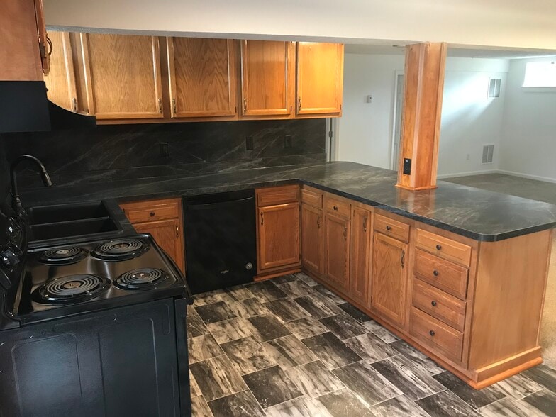 More Photos Of 904 E Pulaski Hwy, Elkton General Retail For Sale