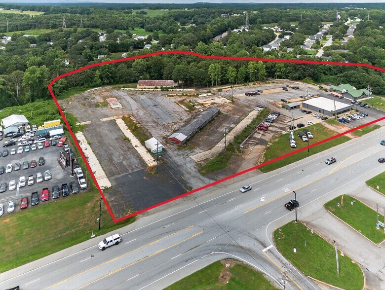 More Photos Of 13430 Wade Hampton blvd, Greer Industrial For Sale