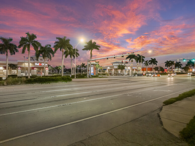 Primary Photo Of 11601-11609 S Cleveland Ave, Fort Myers Unknown For Lease