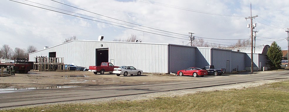 Primary Photo Of 703 W 13th St, Muncie Warehouse For Sale