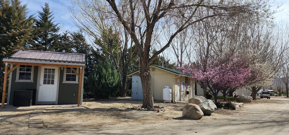 More Photos Of 7990 Highway 264, Dyer Trailer Camper Park For Sale