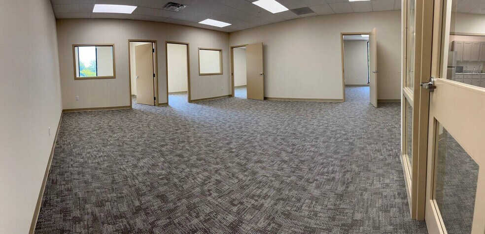 More Photos Of 5275 E Trindle Rd, Mechanicsburg Medical For Lease