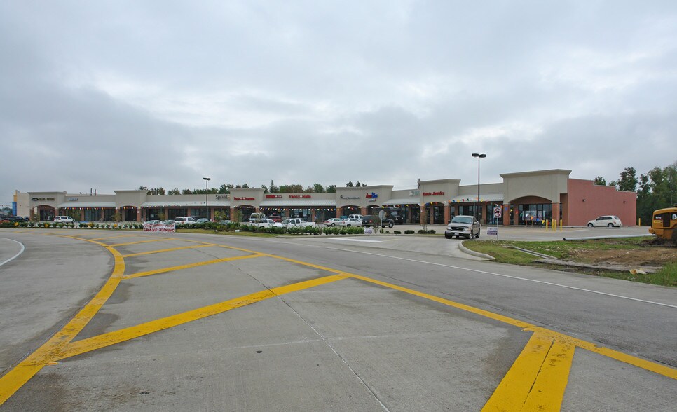 More Photos Of 4800 Hwy 365, Port Arthur Unknown For Lease