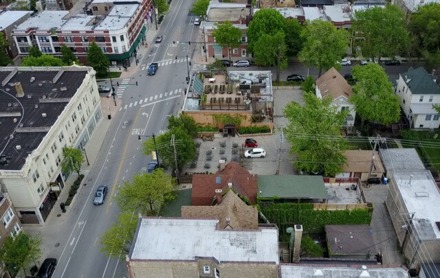 More Photos Of 1401 W Devon Ave, Chicago Restaurant For Lease