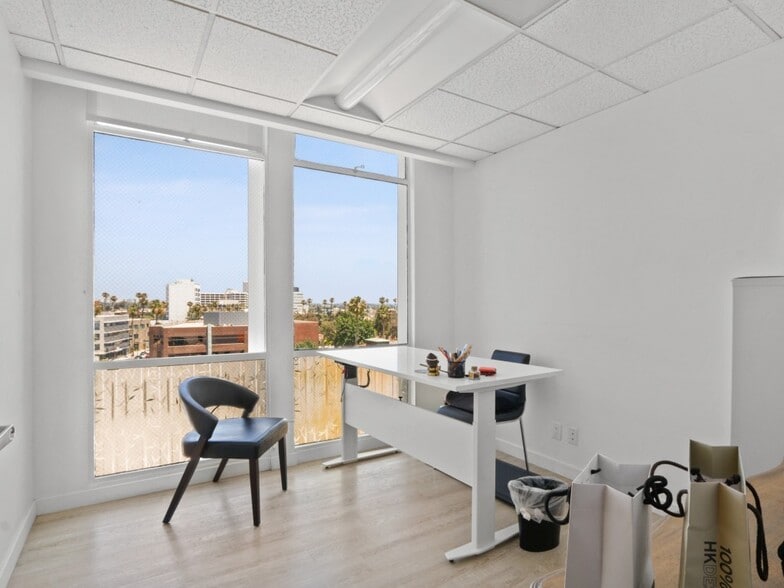 More Photos Of 8730 Wilshire Blvd, Beverly Hills Office For Lease