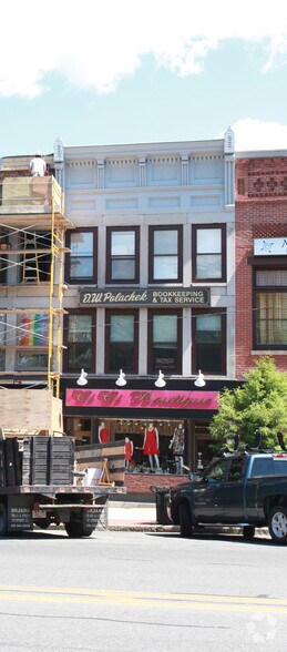 More Photos Of 110 Main St, Northampton Storefront Retail Office For Lease