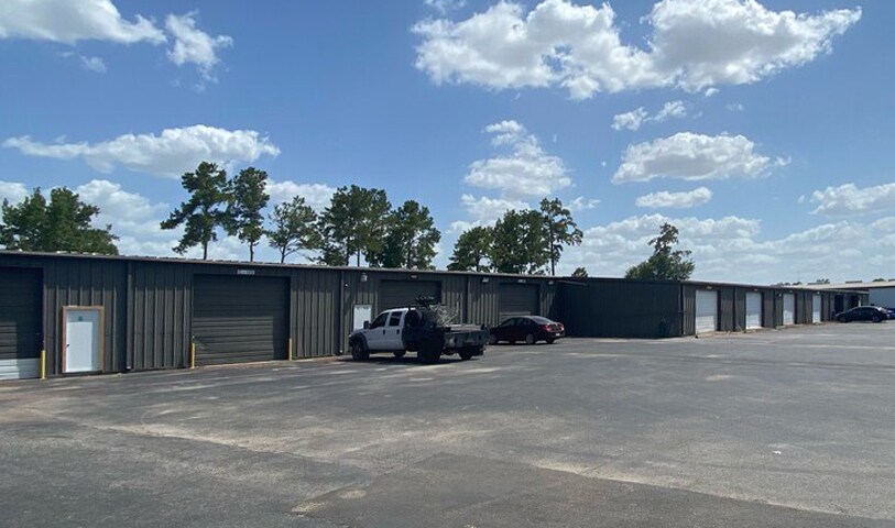 More Photos Of 16261 Hollister St, Houston Unknown For Lease