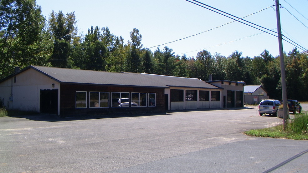 Primary Photo Of 933 State Highway 30, Mayfield Showroom For Sale