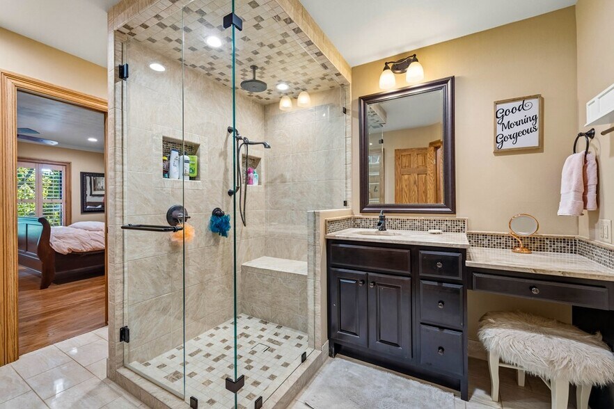 More Photos Of 2409 Commerce st, San Saba Land For Sale