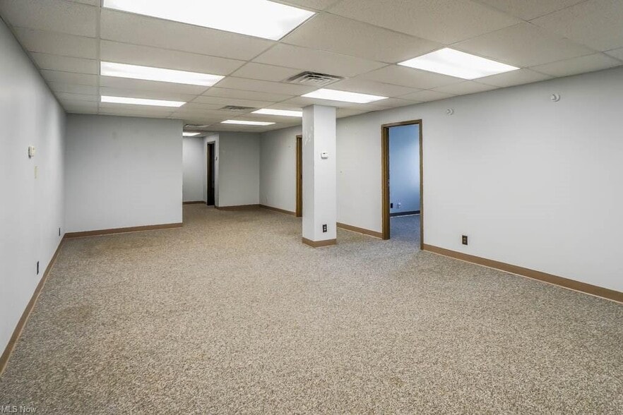More Photos Of 4974 Higbee Ave NW, Canton Office For Lease