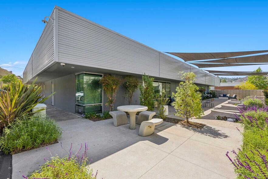 More Photos Of 4115 Sorrento Valley Blvd, San Diego Office For Lease