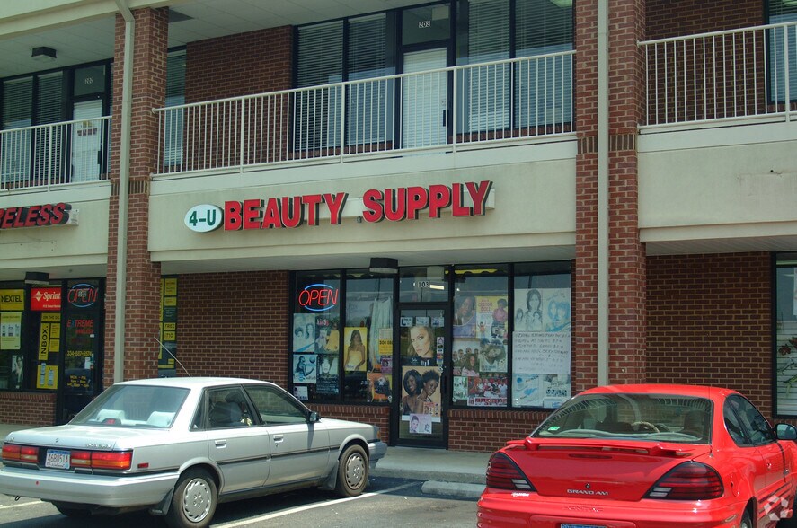 More Photos Of 1907 S College St, Auburn Storefront Retail Office For Lease