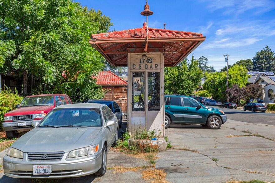 More Photos Of 1745 Cedar St, Berkeley Land For Sale