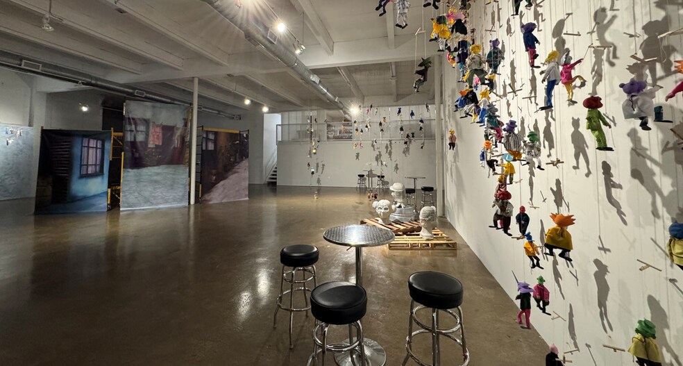 More Photos Of 297 NE 67th St, Miami Warehouse For Lease