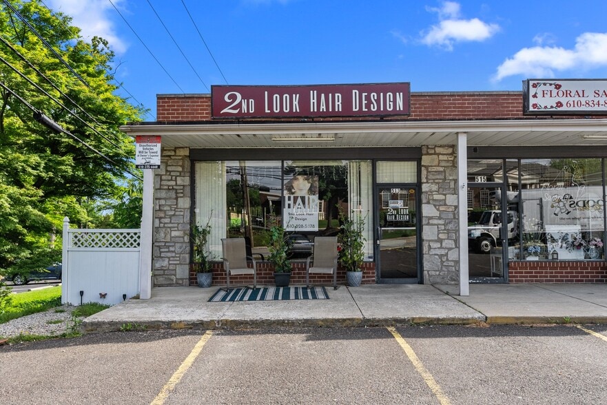 More Photos Of 513-519 Germantown Pike, Lafayette Hill Storefront For Lease