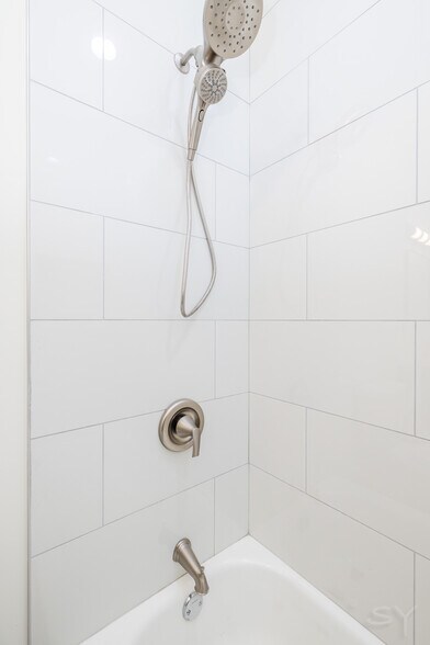 More Photos Of 2611 21st st, Chicago Apartments For Sale