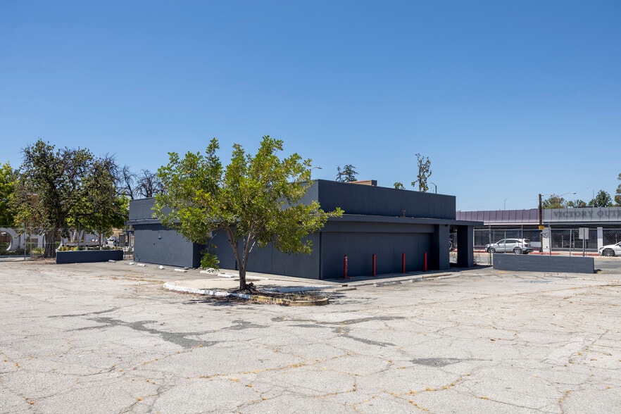 More Photos Of 6202 Laurel Canyon Blvd, North Hollywood Fast Food For Sale