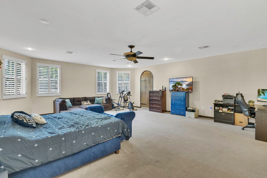 More Photos Of 636 Keagle Rd, Socorro Specialty For Sale