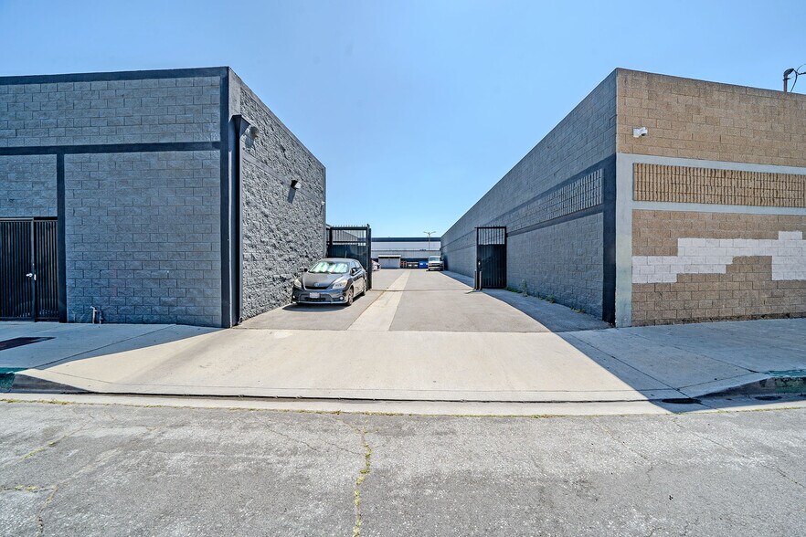 More Photos Of 5770 Anderson St, Vernon Manufacturing For Sale