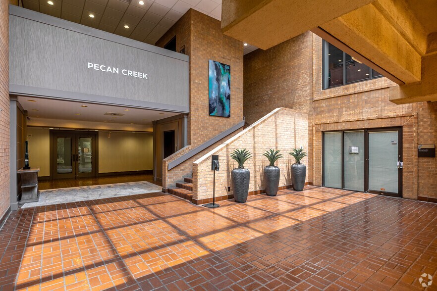 More Photos Of 8330-8350 Meadow Rd, Dallas Office For Sale