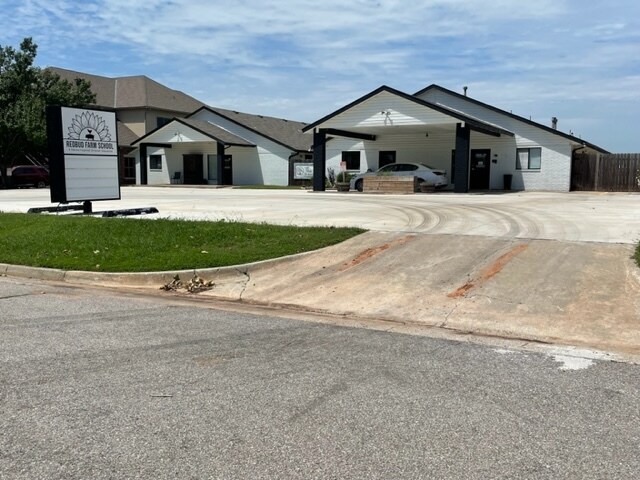 More Photos Of 11801 Southwood Dr, Oklahoma City Daycare Center For Sale