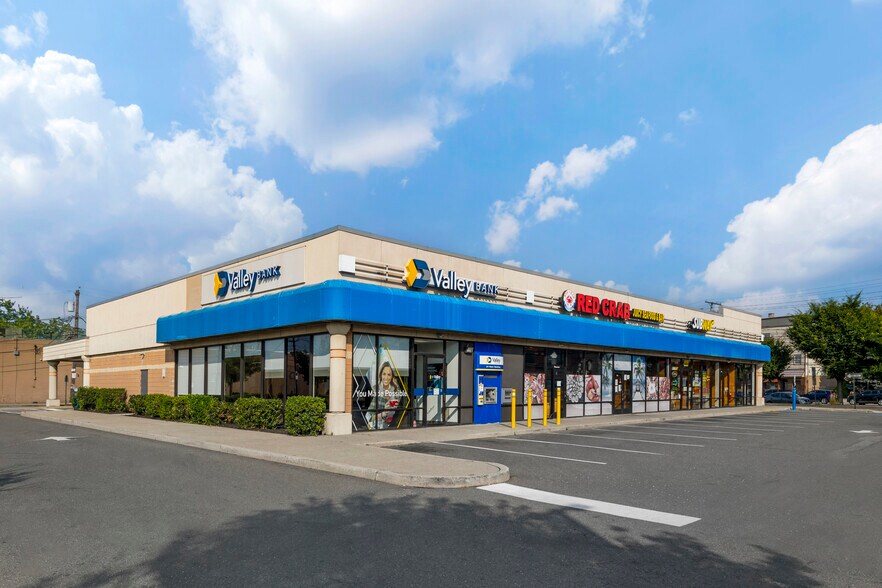 More Photos Of 281 Ferry St, Newark Unknown For Lease