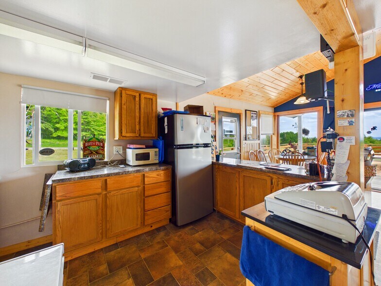 More Photos Of 950 County Highway C, Washburn Golf Course Driving Range For Sale