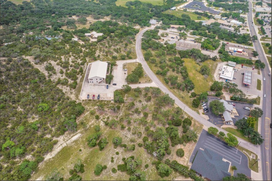More Photos Of 180 Joe Wimberley Blvd, Wimberley Medical For Lease