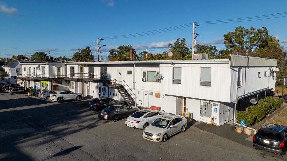 More Photos Of 180 Broadway, Port Ewen Storefront Retail Office For Sale