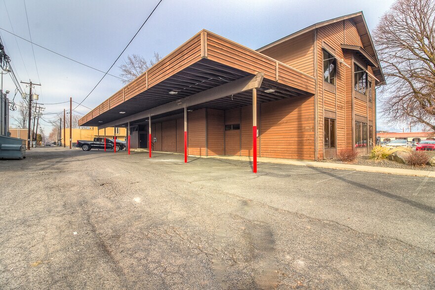 More Photos Of 304-308 N 3rd St, Yakima Office For Sale