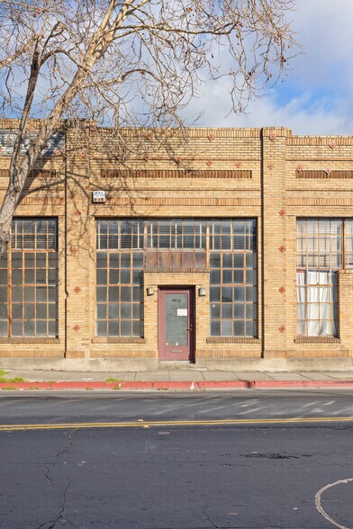 More Photos Of 4512-4514 Hollis St, Emeryville Warehouse For Lease