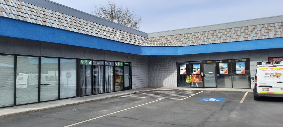 More Photos Of 4684-4688 W Chinden Blvd, Boise Freestanding For Lease