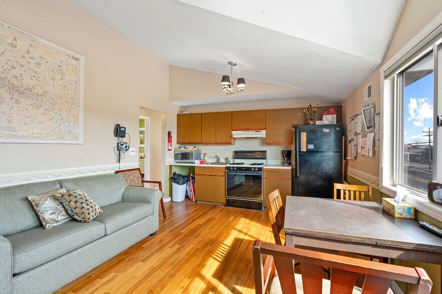 More Photos Of 2749 Hylan Blvd, Staten Island Office Residential For Sale