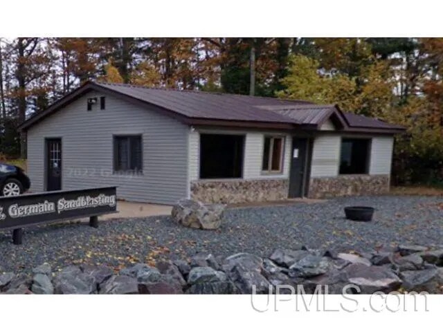 More Photos Of 7 Brebner Rd E, Negaunee Flex For Sale