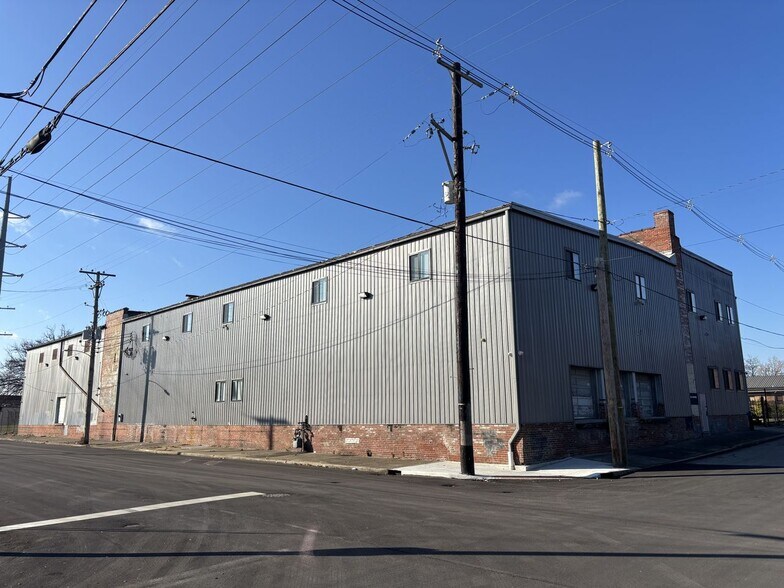 Primary Photo Of 1300-1310 W Breckinridge St, Louisville Manufacturing For Sale